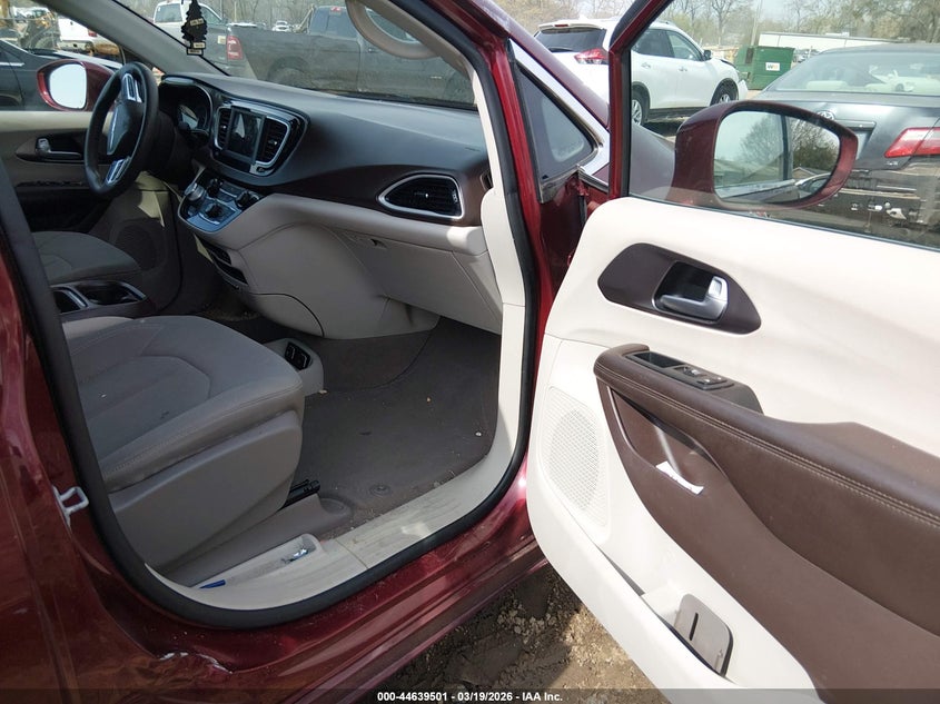 2018 Chrysler Pacifica Touring Plus