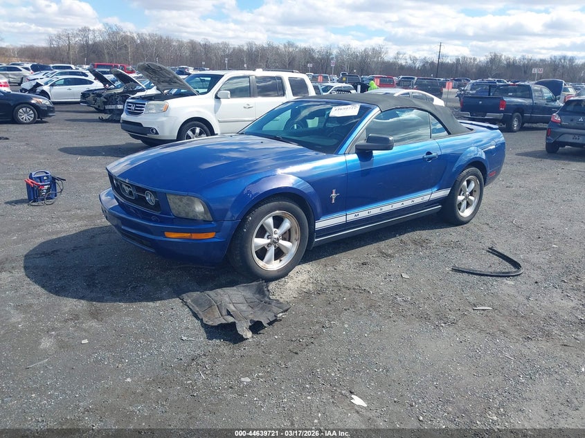 2007 Ford Mustang V6 Deluxe/V6 Premium