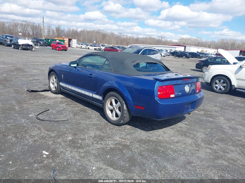 2007 Ford Mustang V6 Deluxe/V6 Premium