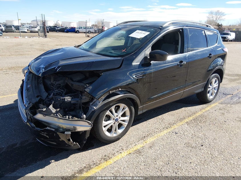 2018 Ford Escape Se 1FMCU9GD2JUD38780 photo 1
