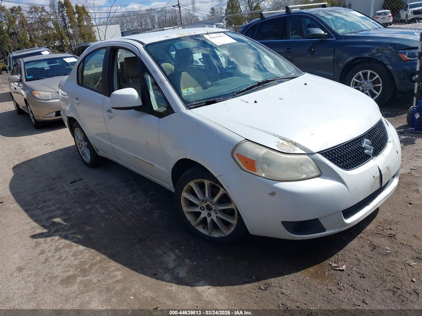 2011 Suzuki Sx4 Le/Le Anniversary Edition