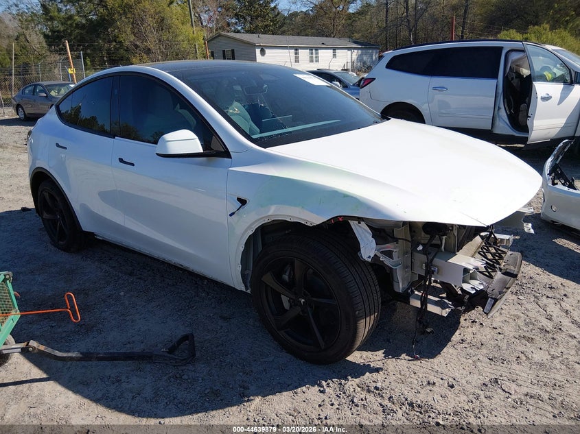 2026 TESLA MODEL Y PREMIUM REAR-WHEEL DRIVE/STANDARD REAR-WHEEL DRIVE