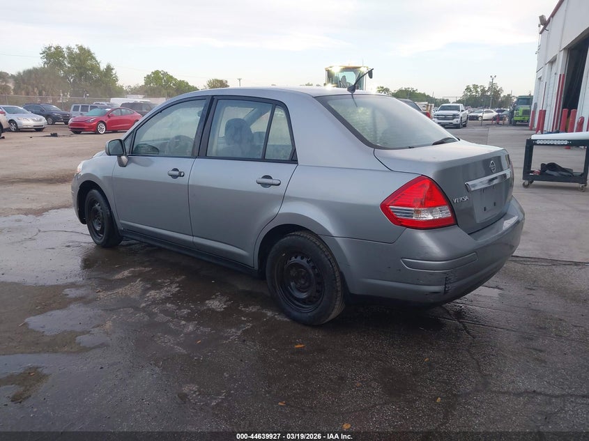 2011 Nissan Versa 1.8S