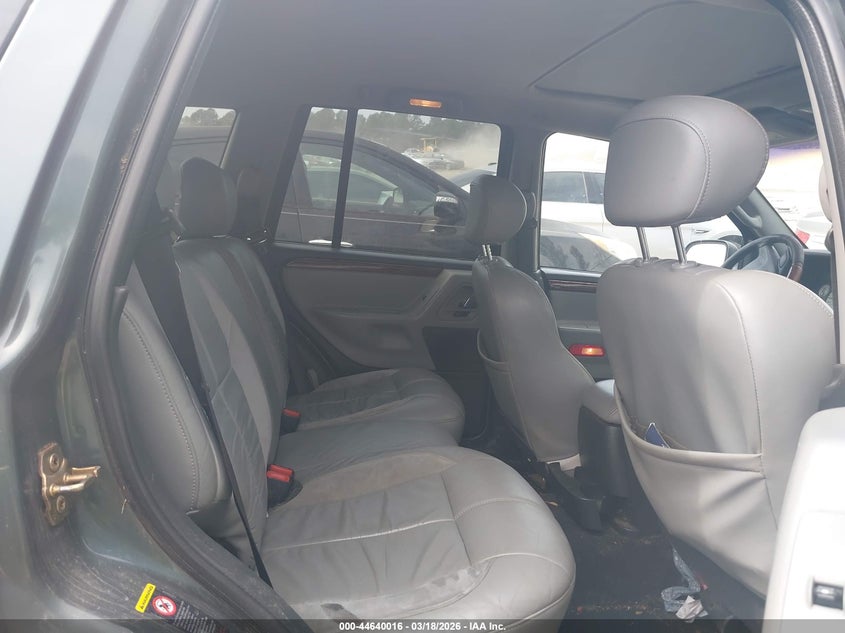 2002 Jeep Grand Cherokee Overland VIN: 1J8GW68J92C230983 Lot: 44640016