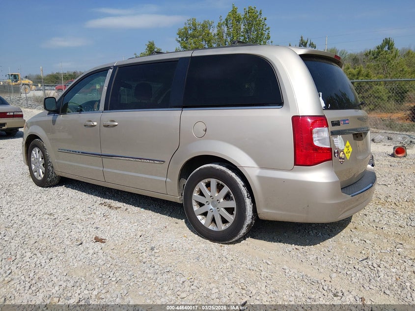 2014 Chrysler Town & Country Touring