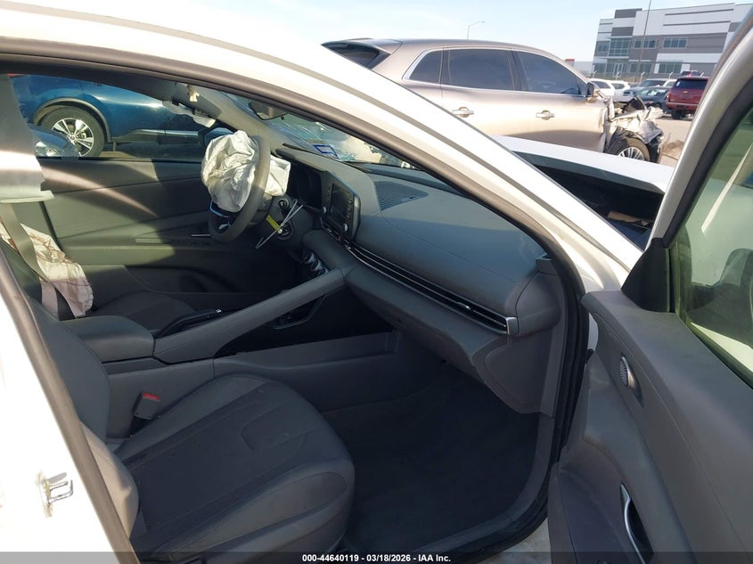 2021 Hyundai Elantra Se