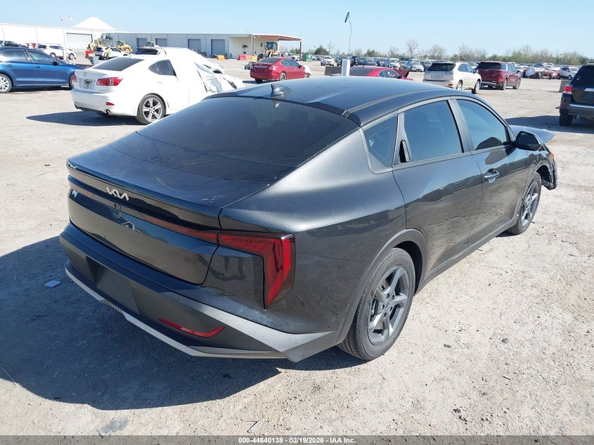 2025 KIA K4 LXS — Photo 4