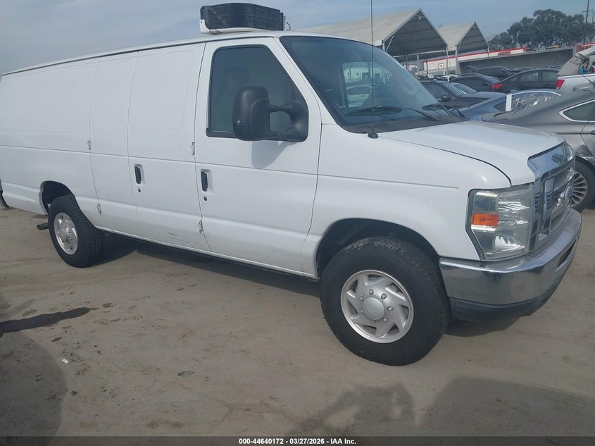 2014 Ford E-350 Super Duty Commercial