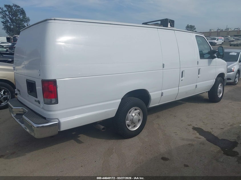 2014 Ford E-350 Super Duty Commercial