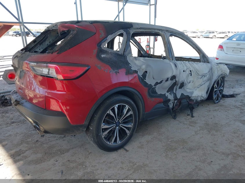 2022 FORD ESCAPE auction photo 4