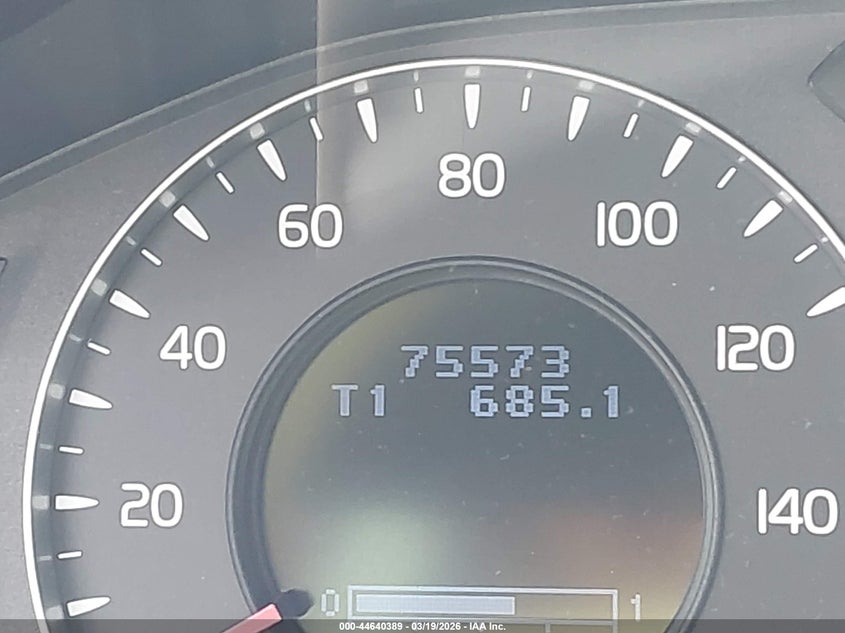 2008 Volvo V70 3.2 VIN: YV1BW982481012203 Lot: 44640389