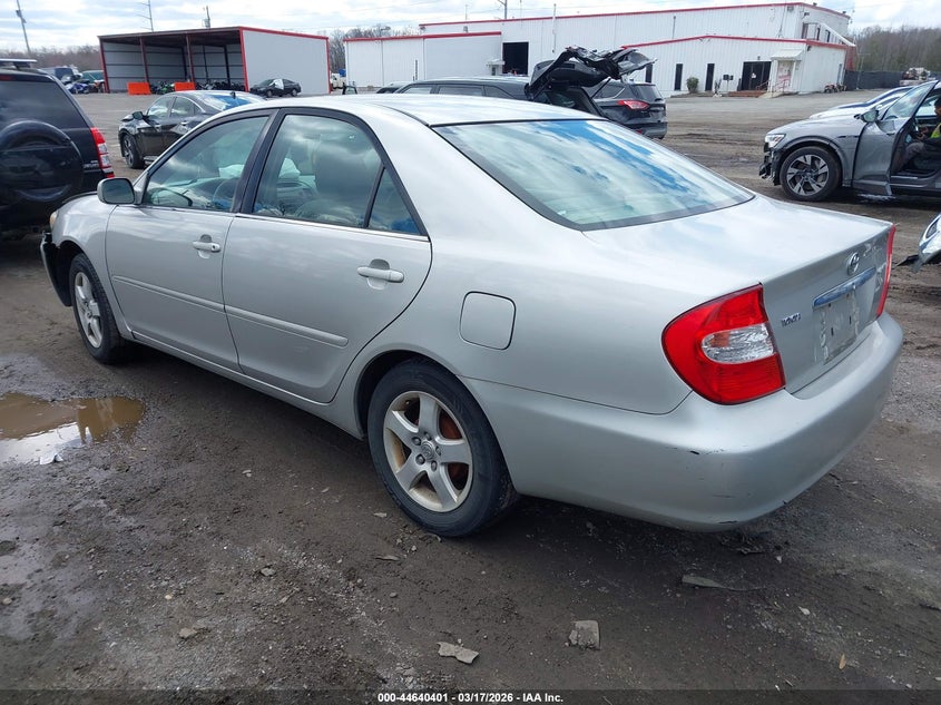 2003 Toyota Camry Le