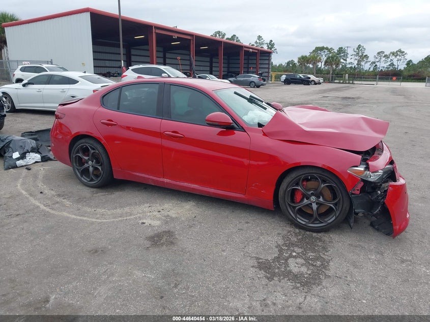 2017 Alfa Romeo Giulia Ti Rwd