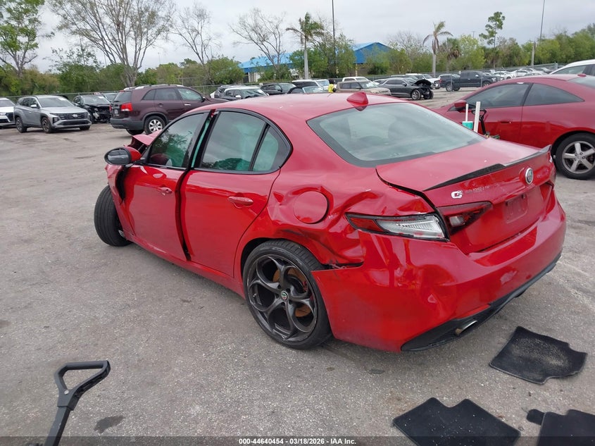 2017 Alfa Romeo Giulia Ti Rwd