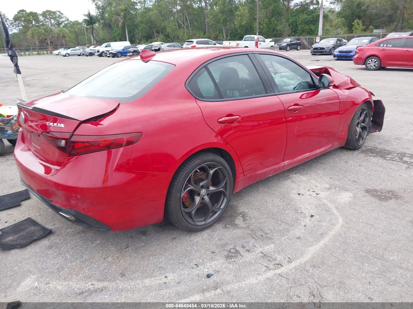 2017 Alfa Romeo Giulia Ti Rwd