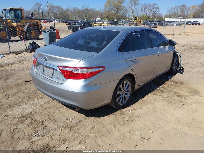 2016 Toyota Camry Hybrid Xle