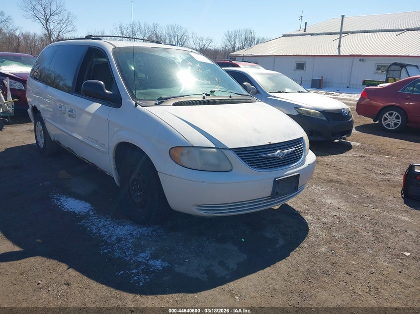 2001 Chrysler Town & Country Lx