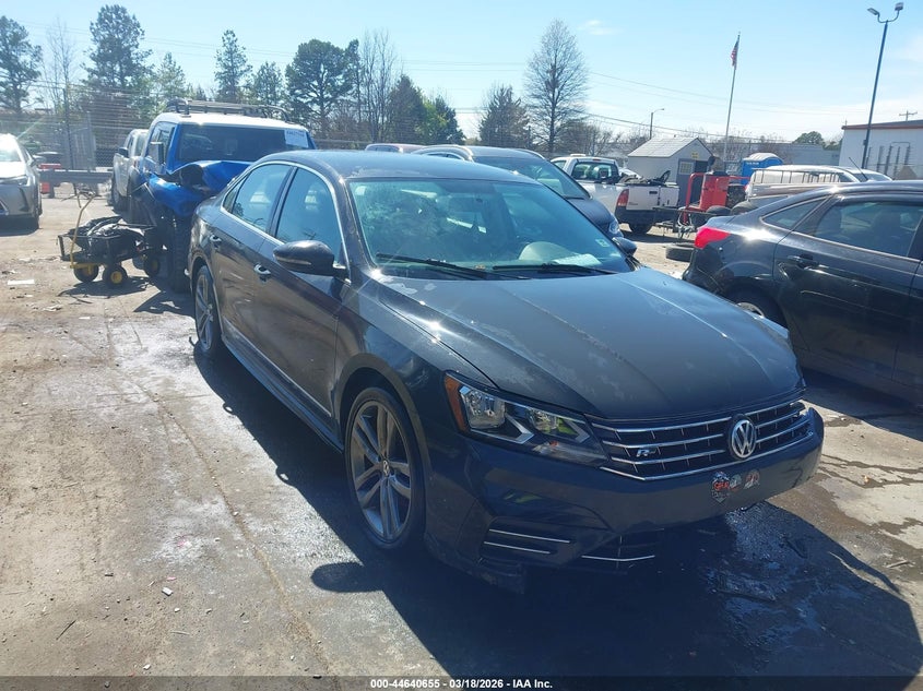 2016 Volkswagen Passat 1.8T R-Line
