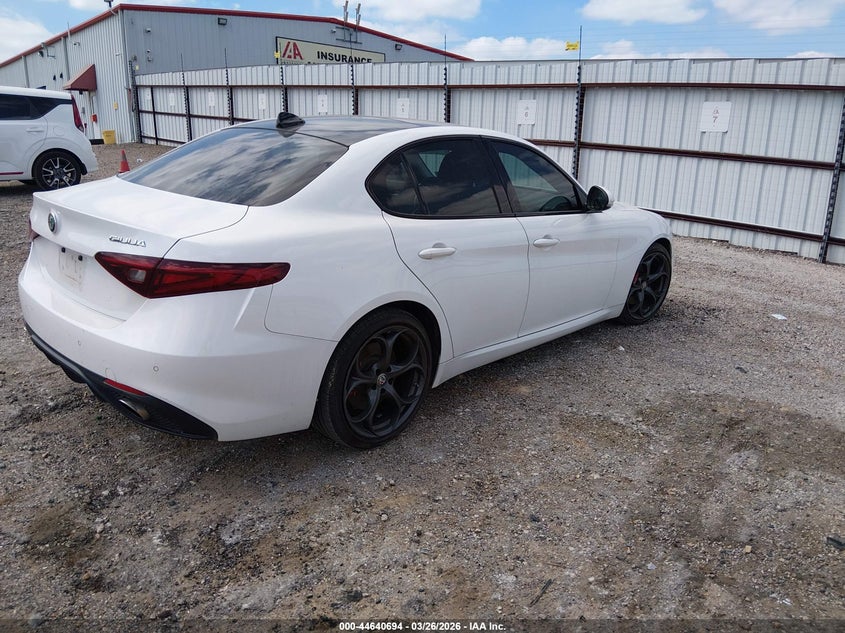 2017 Alfa Romeo Giulia Ti Awd