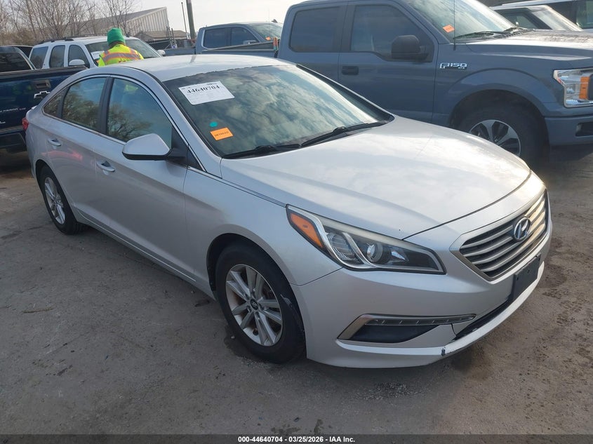 2015 HYUNDAI SONATA SE