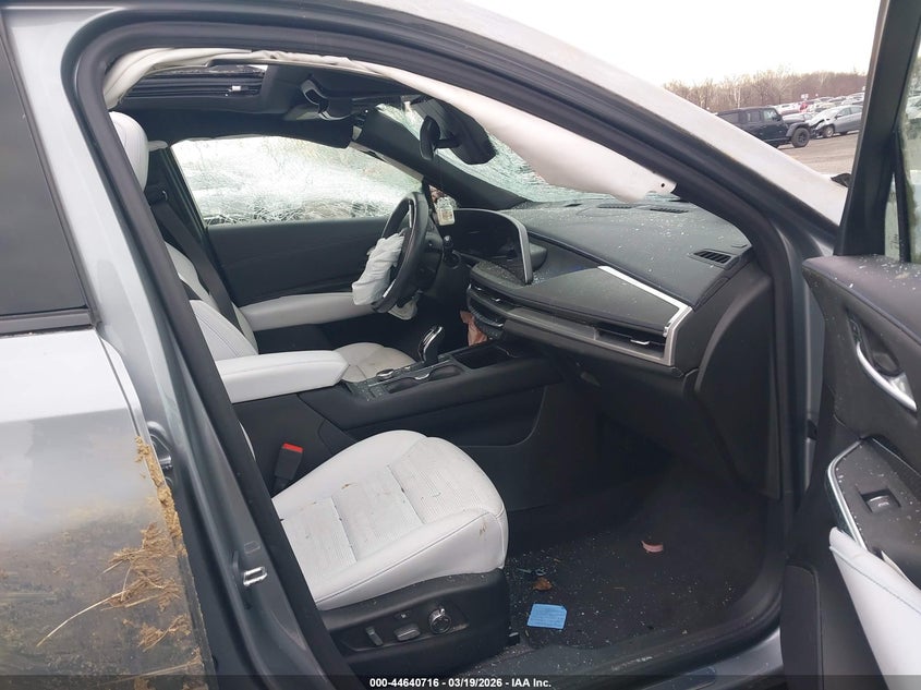 2024 Cadillac Xt4 Sport