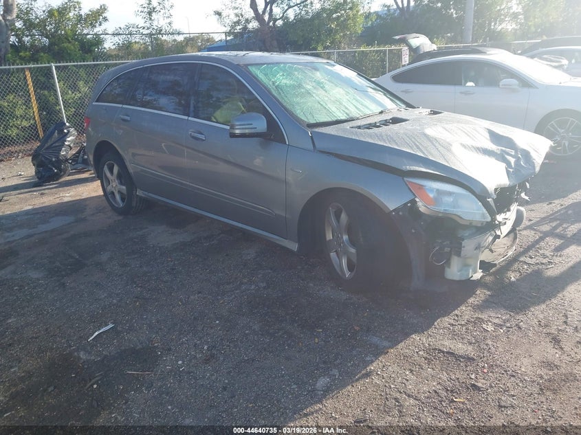 2011 Mercedes-Benz R 350 Bluetec 4Matic