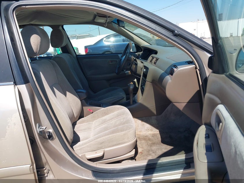 2000 Toyota Camry Le