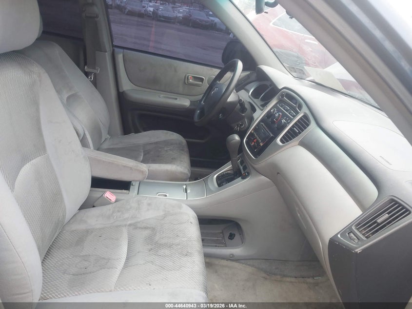 2004 Toyota Highlander V6
