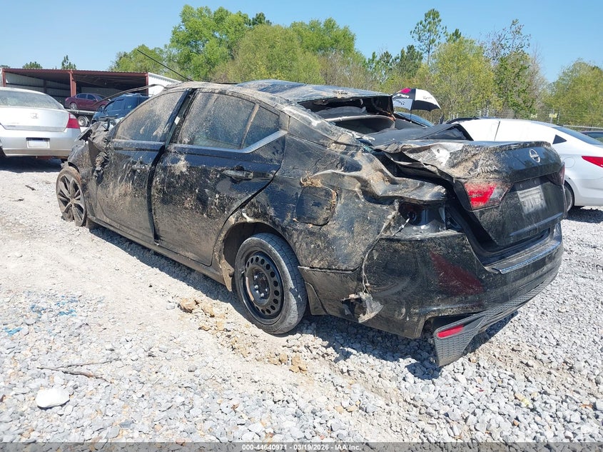 2023 Nissan Altima Sr Fwd