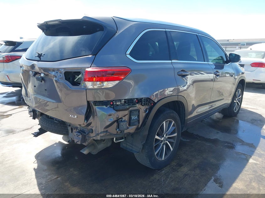 2018 Toyota Highlander Xle