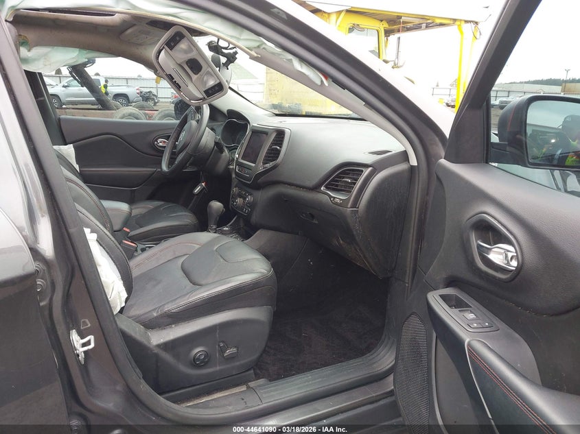 2019 Jeep Cherokee Trailhawk