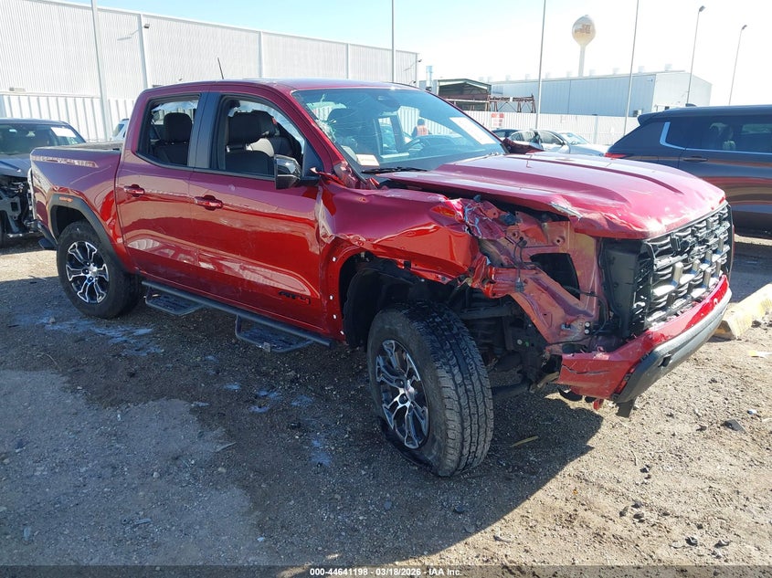 2024 GMC CANYON 4WD AT4