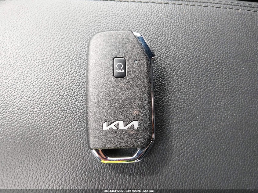 2023 KIA SPORTAGE X-LINE — Photo 11