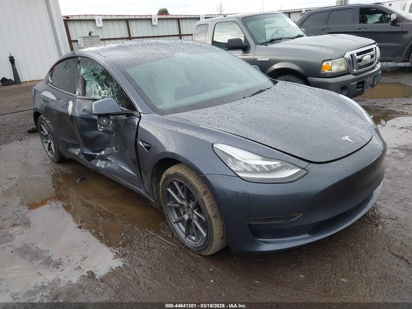 2022 Tesla Model 3 Long Range Dual Motor All-Wheel Drive