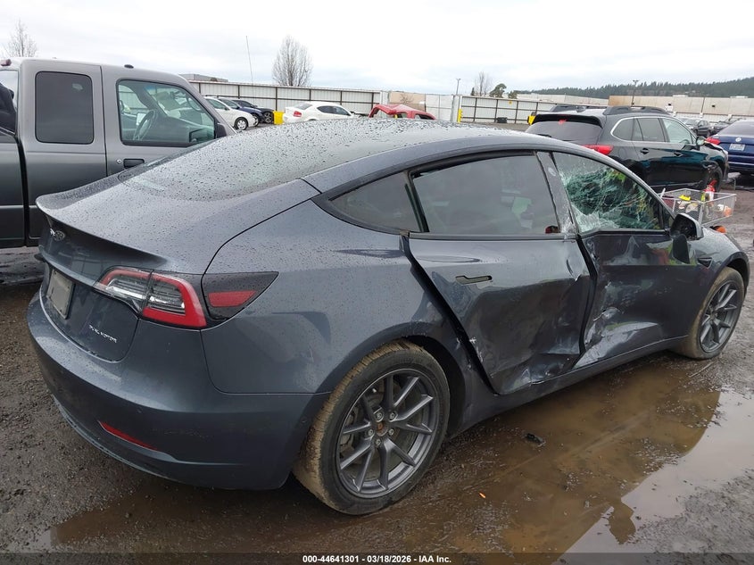 2022 Tesla Model 3 Long Range Dual Motor All-Wheel Drive