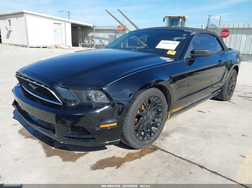 2014 Ford Mustang V6