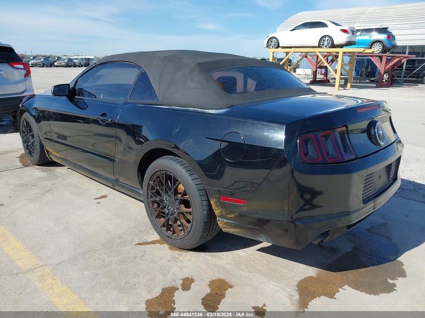2014 Ford Mustang V6