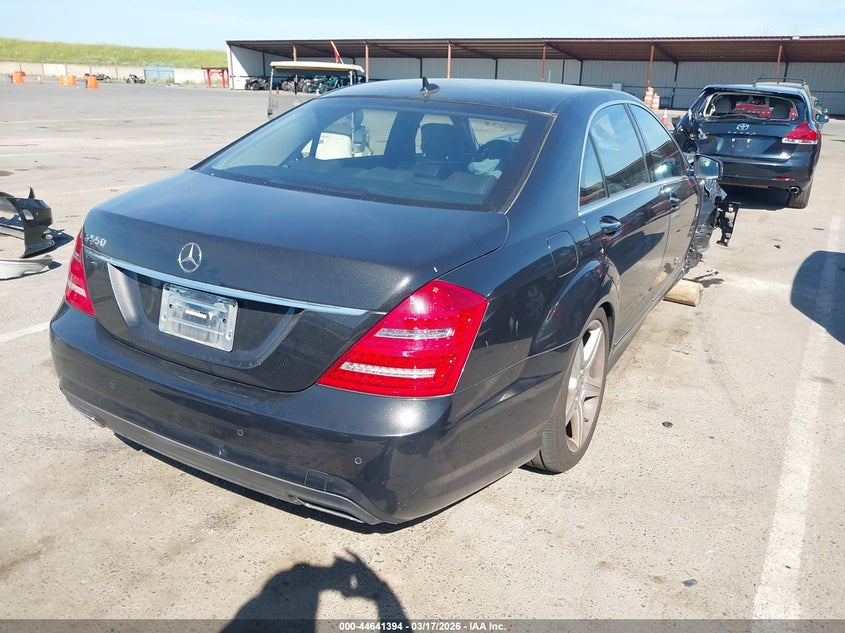 2011 Mercedes-Benz S 550