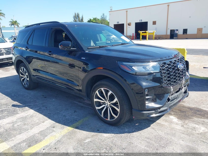 2025 Ford Explorer St-Line