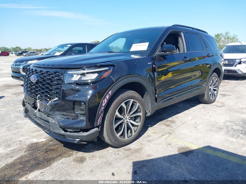 2025 Ford Explorer St-Line