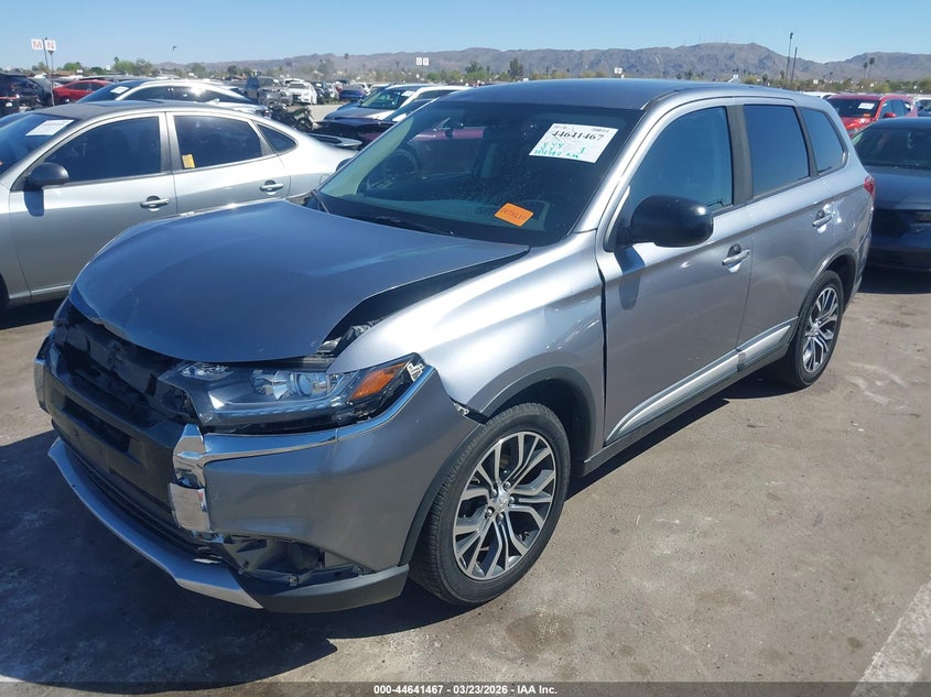 2017 Mitsubishi Outlander Es