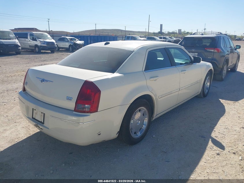 2005 Chrysler 300 Touring