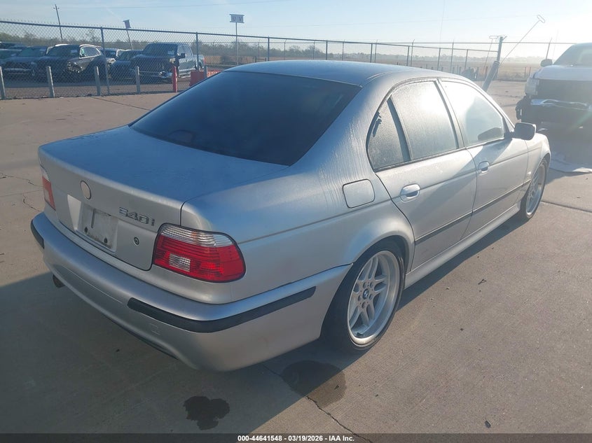 2003 BMW 540Ia