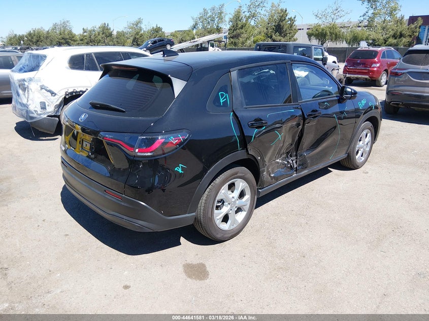 VIN 3CZRZ1H35SM747766 2025 HONDA HR-V 2WD LX