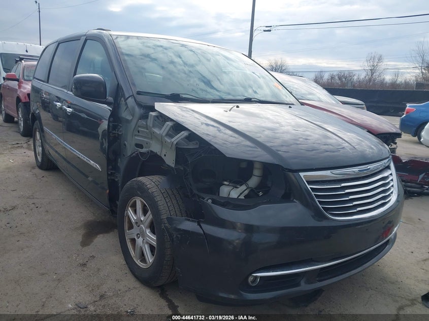 2011 Chrysler Town & Country Touring