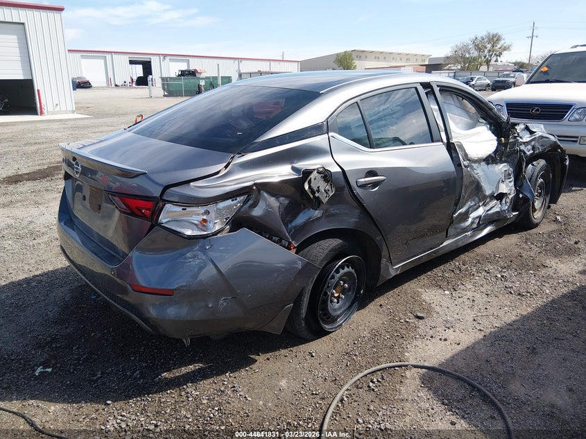 2022 Nissan Sentra S Xtronic Cvt