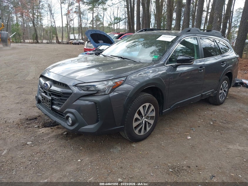 2025 Subaru Outback Premium