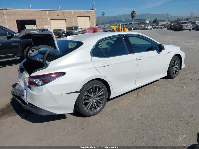 2021 Toyota Camry Xle Hybrid