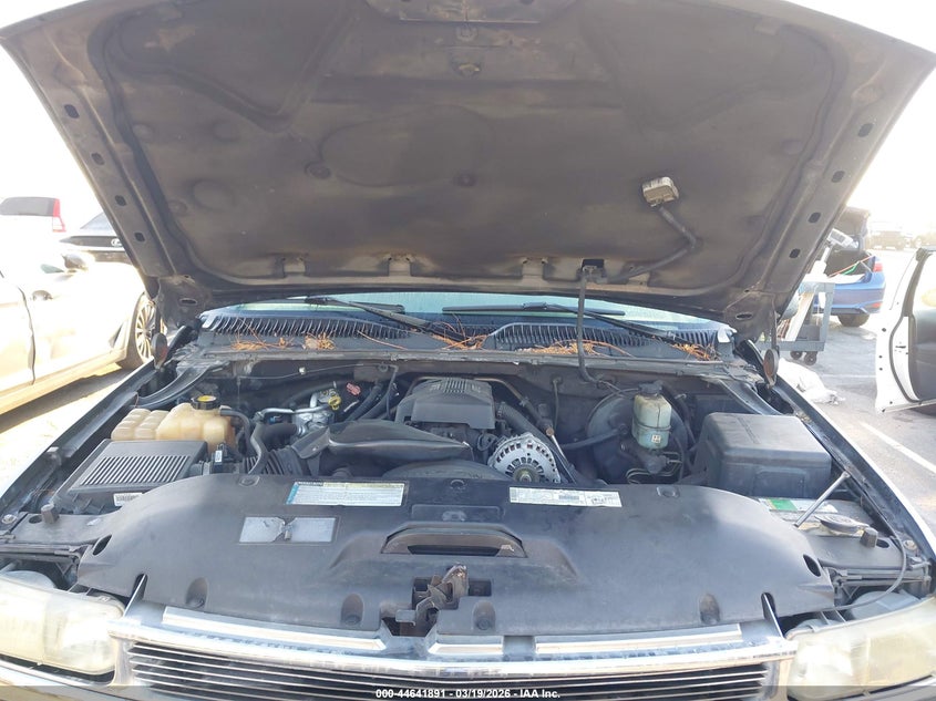 2000 Chevrolet Suburban 1500 Lt VIN: 3GNEC16T6YG205356 Lot: 44641891