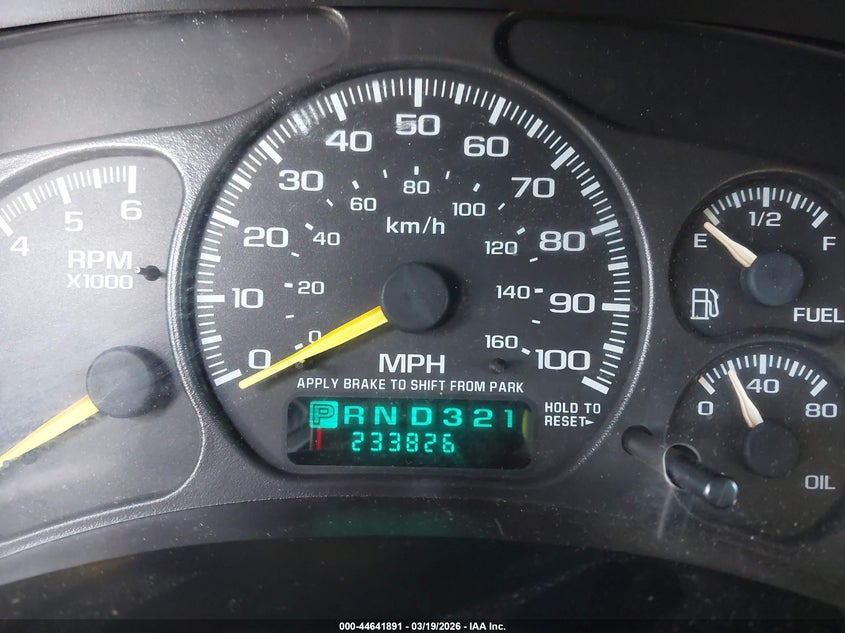 2000 Chevrolet Suburban 1500 Lt VIN: 3GNEC16T6YG205356 Lot: 44641891